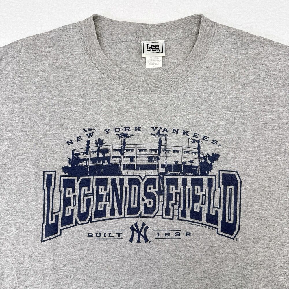 Vintage Lee Sport New York Yankees T Shirt Size 2XL‎ Legends Field 2000s 2006